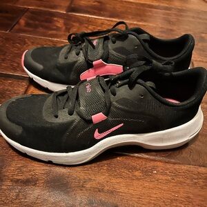 Nike Black/Pink Shoes